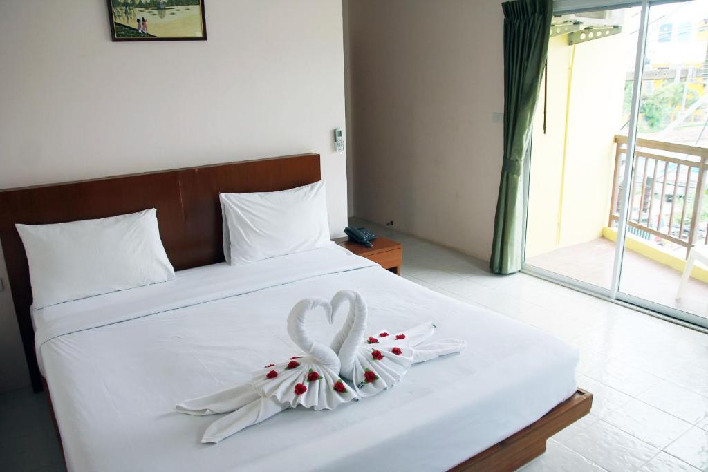 Good Nice 2 Guesthouse Patong Exterior foto