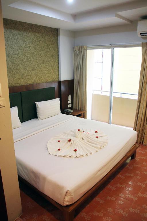 Good Nice 2 Guesthouse Patong Exterior foto