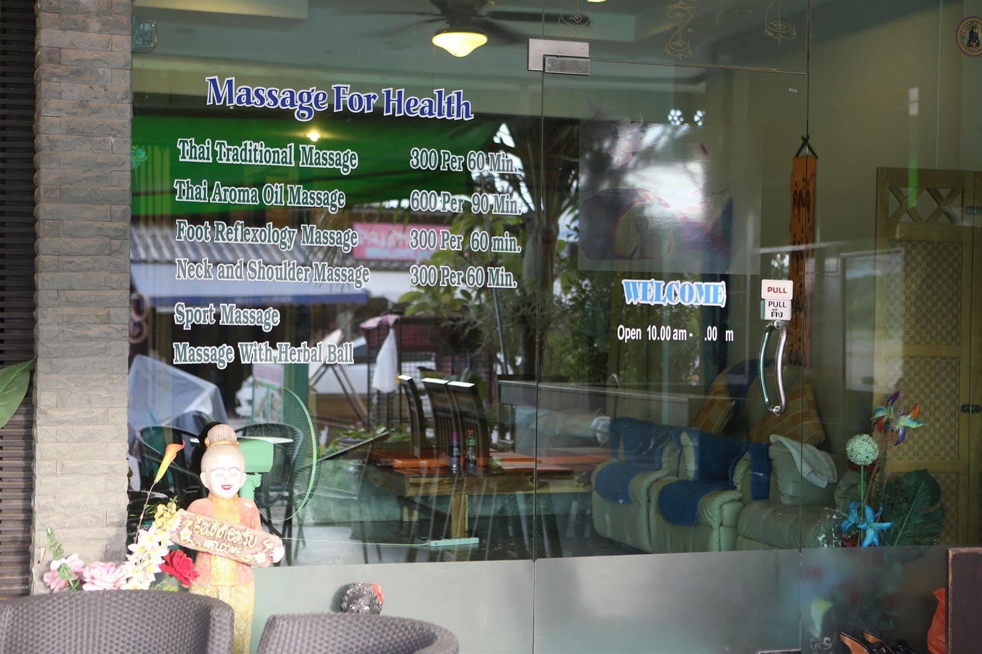 Good Nice 2 Guesthouse Patong Exterior foto